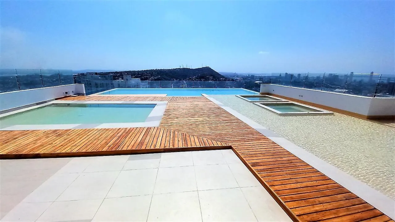 P18 2Bd 2Ba Brand New! 8 Blocks To Old City Steps To The Beach Cartagena Apartment