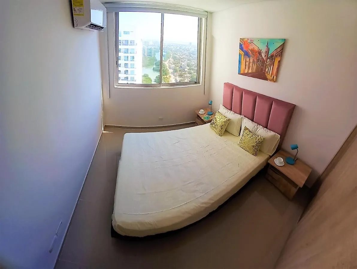 P18 2Bd 2Ba Brand New! 8 Blocks To Old City Steps To The Beach Cartagena