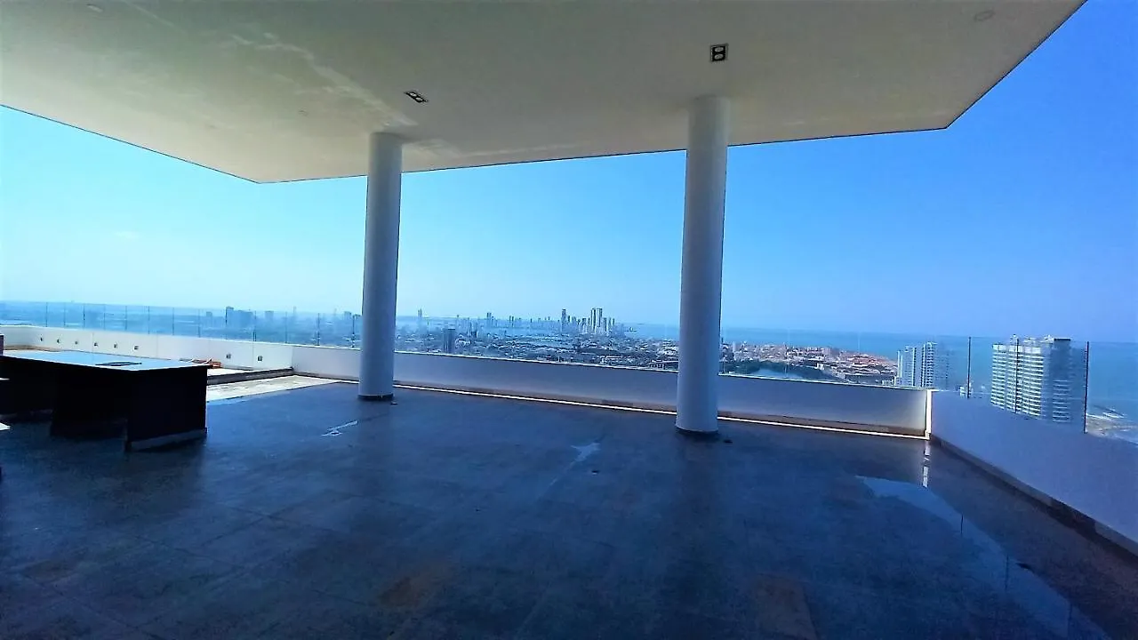 P18 2Bd 2Ba Brand New! 8 Blocks To Old City Steps To The Beach Cartagena Apartment